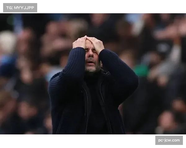 更衣室白板：记者拍下克洛普在战平曼城后留下的战术示意图