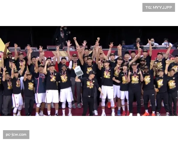 【2026年4月CBA联赛·赛前·动态总决赛G3前，广东队于训练馆加练罚球，应对客场压力